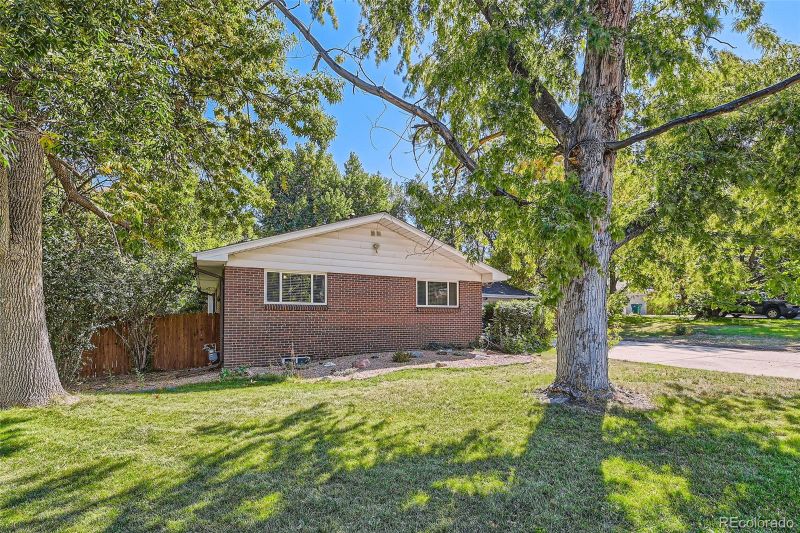 13290 W 15th Dr, Golden, CO 80401