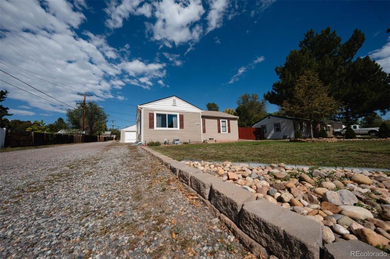 3845 W 75th Ave, Westminster, CO 80030