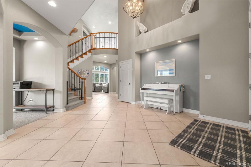 5985 S Lewiston St, Centennial, CO 80016
