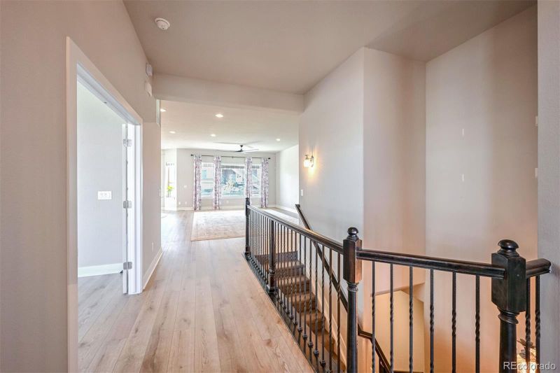 22002 E Allenspark Dr, Aurora, CO 80016