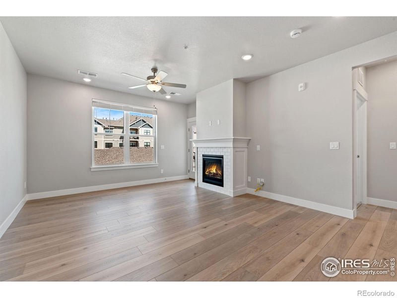 265 High Point Dr #205, Longmont, CO 80504