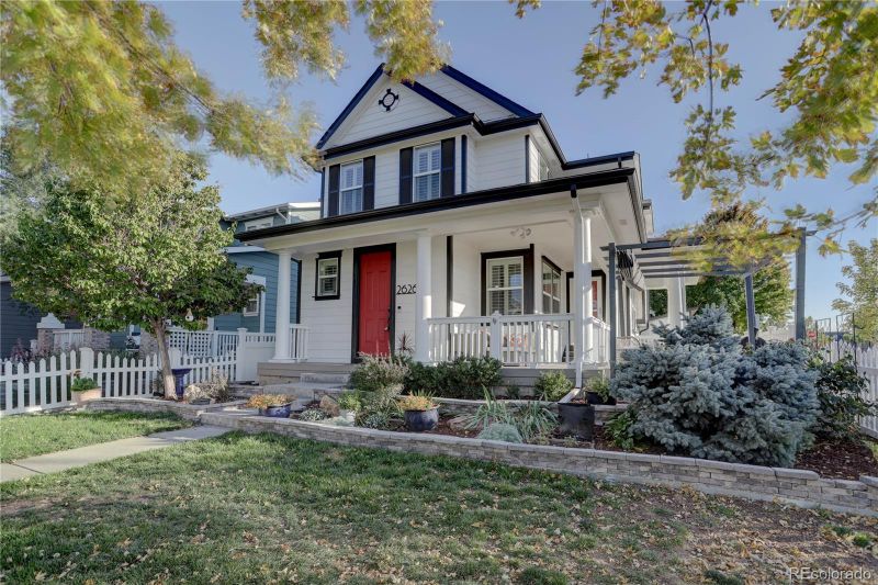 2626 Akron St, Denver, CO 80238