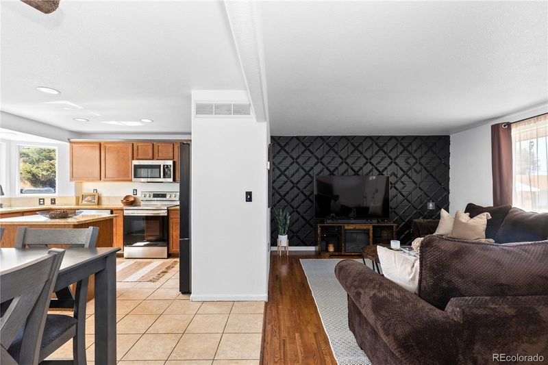3898 S Hazel Ct, Englewood, CO 80110