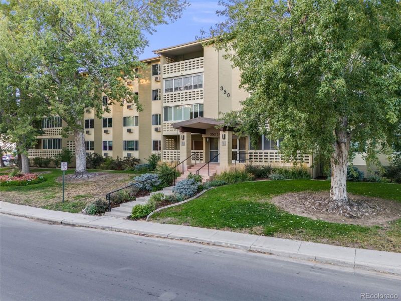 350 S Clinton St #7A, Denver, CO 80247