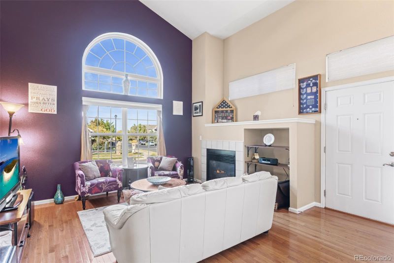 10077 E Hawaii Pl, Aurora, CO 80247