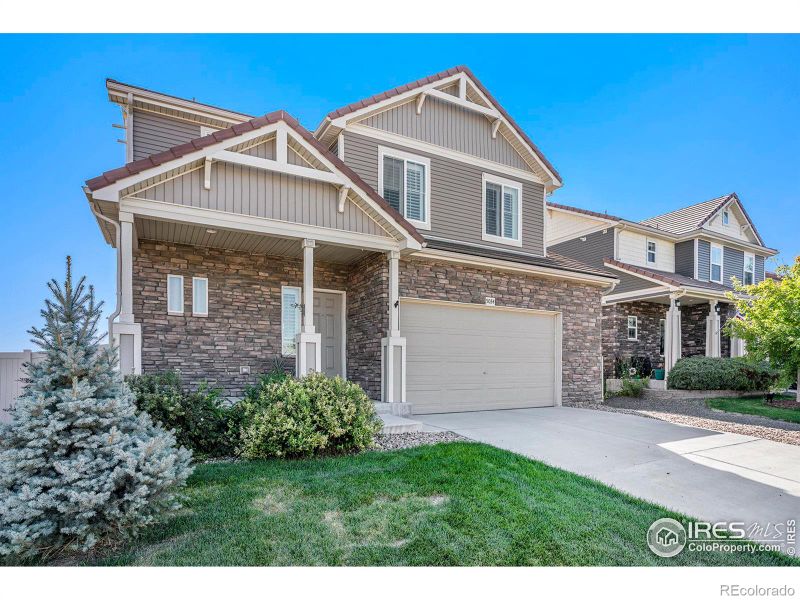 5034 Eaglewood Ln, Johnstown, CO 80534