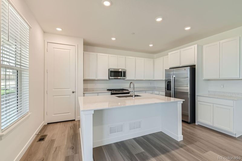 1205 Raindance Pl, Erie, CO 80516