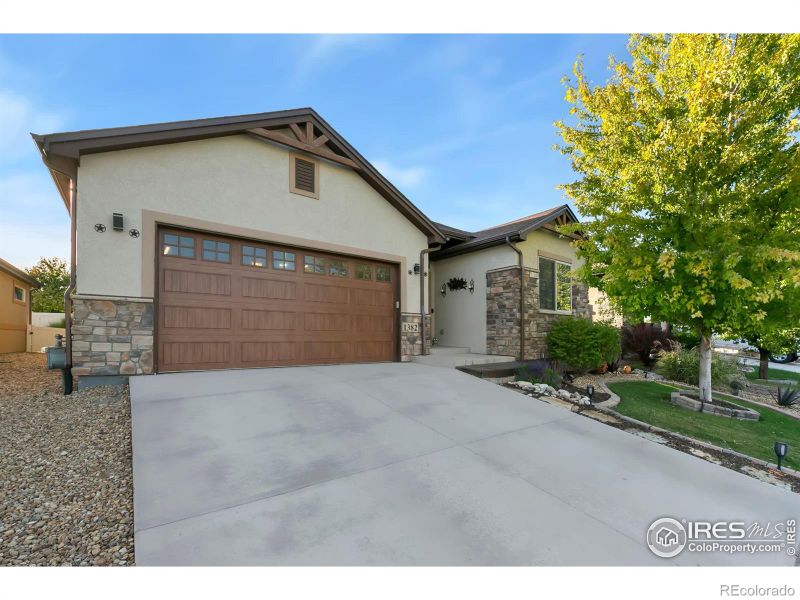 1382 Crabapple Dr, Loveland, CO 80538
