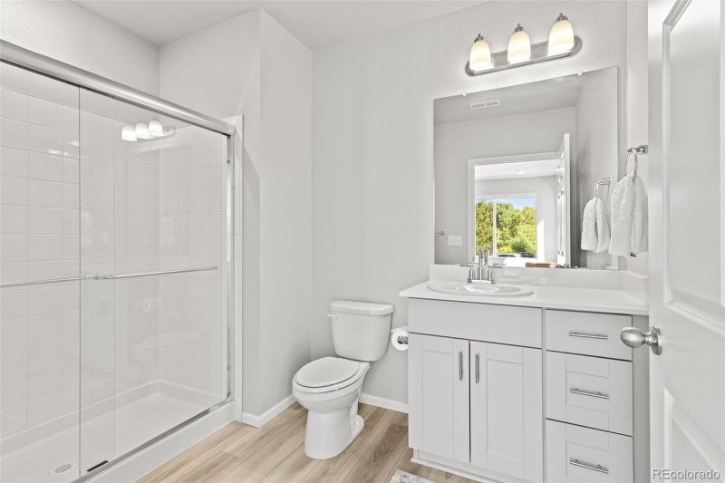5675 Vivian St, Arvada, CO 80002