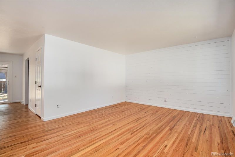 6020 Taft Ct, Arvada, CO 80004