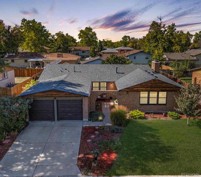 5265 Scranton Ct, Denver, CO 80239