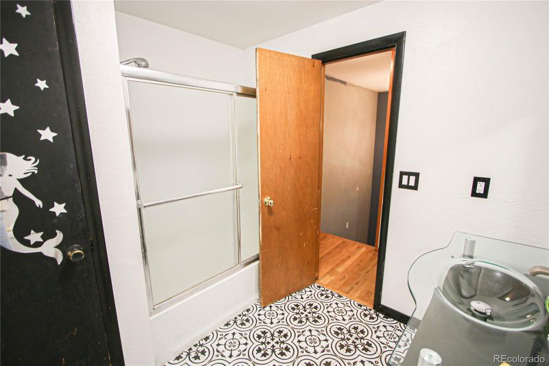 7012 Quay St, Arvada, CO 80003
