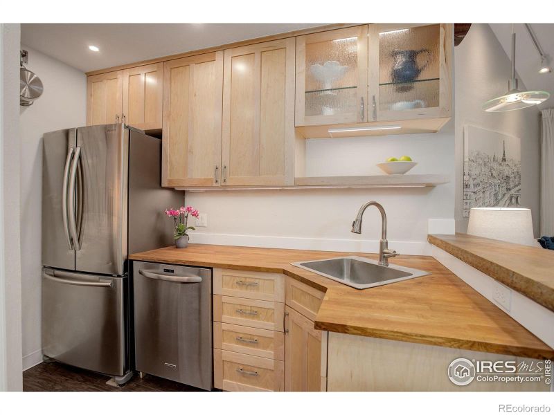 4721 Spine Rd #F, Boulder, CO 80301