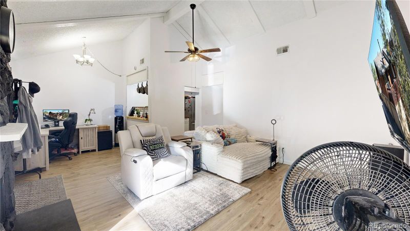 1242 S Crystal Way, Aurora, CO 80012