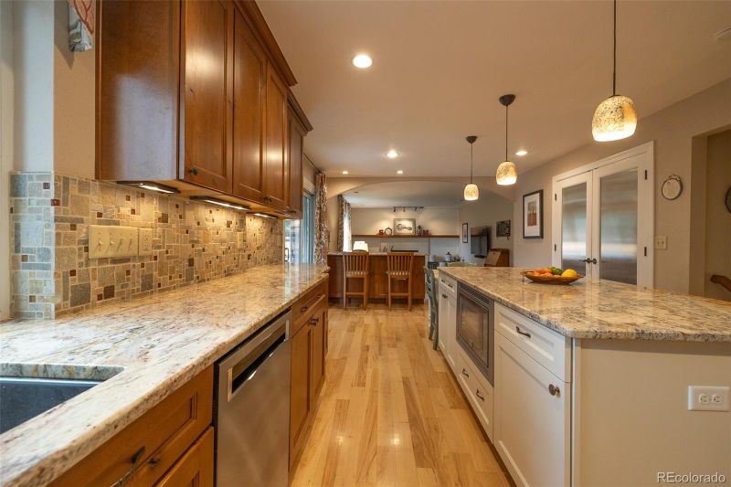 976 E Otero Ave, Centennial, CO 80122