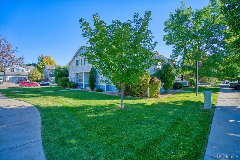 1419 Red Mountain Dr #12, Longmont, CO 80504