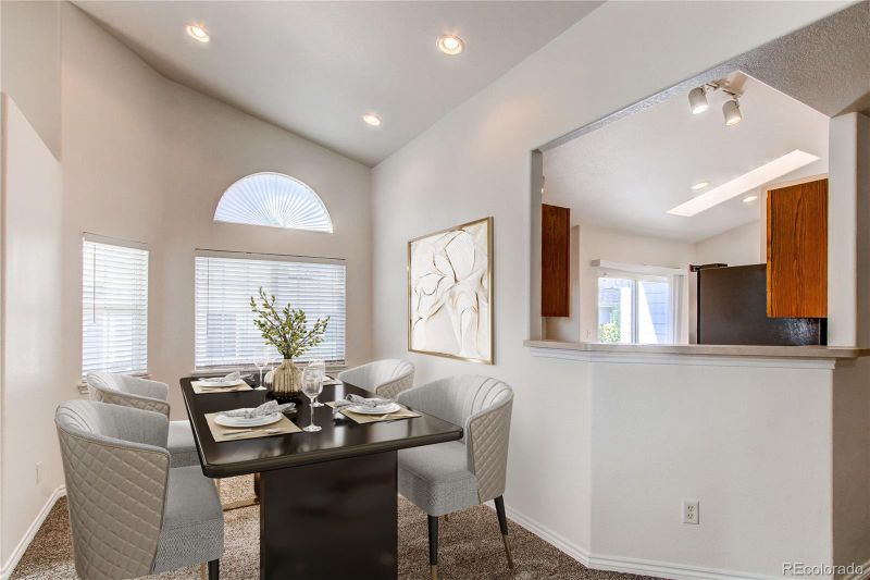 18479 E Columbia Cir, Aurora, CO 80013