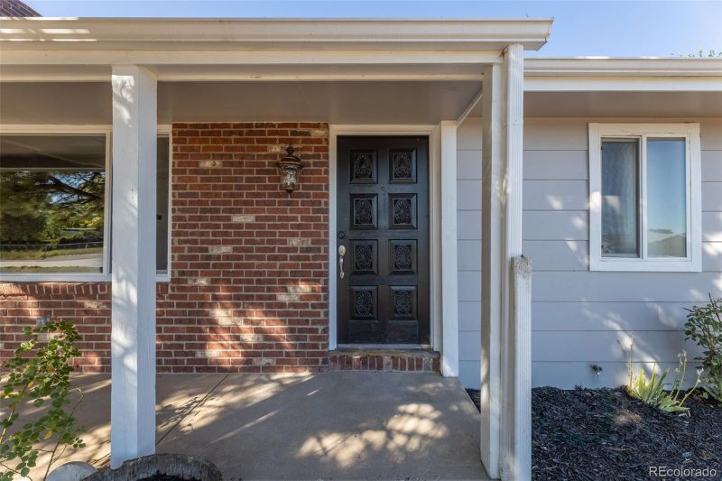 1045 S Marshall St, Lakewood, CO 80226