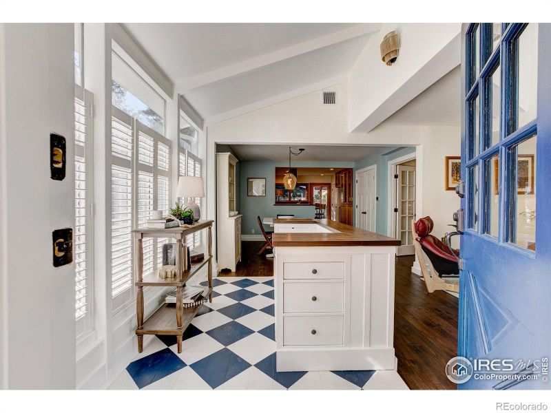 425 N Whitcomb St, Fort Collins, CO 80521