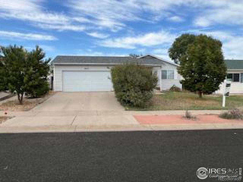 2935 Ptarmigan Dr, Evans, CO 80620