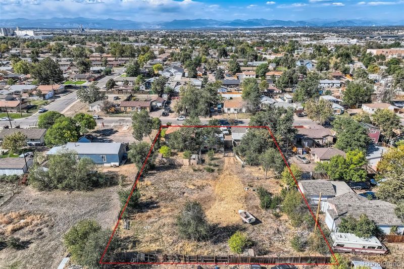 7040 Leyden St, Commerce City, CO 80022
