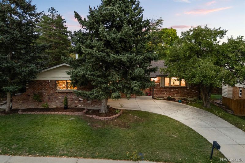 14527 W Bayaud Ave, Golden, CO 80401