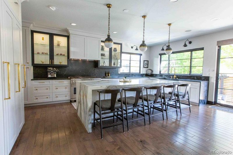 8052 E 33rd Ave, Denver, CO 80238