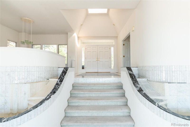 804 Neville Ln, Golden, CO 80401