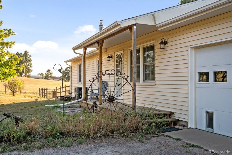 6345 Arrowhead Trl, Elizabeth, CO 80107