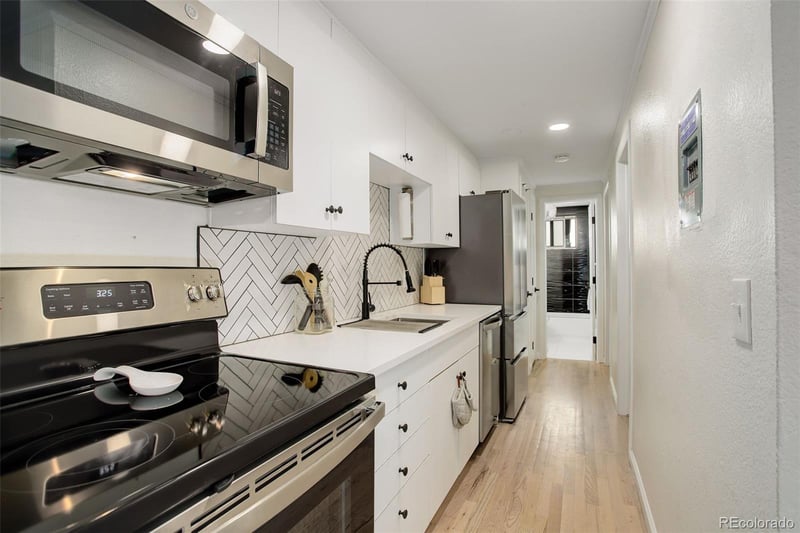 336 N Grant St #206, Denver, CO 80203