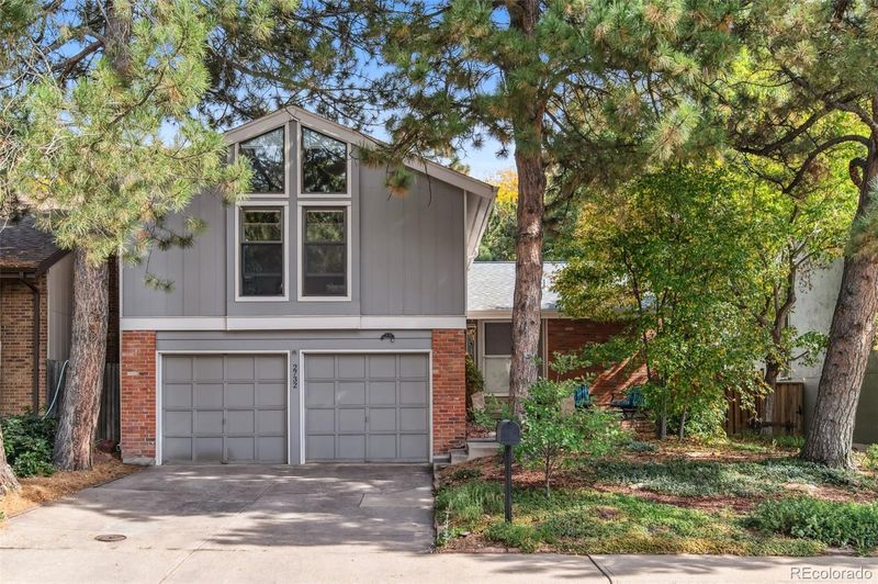 2732 S Oakland Cir E, Aurora, CO 80014