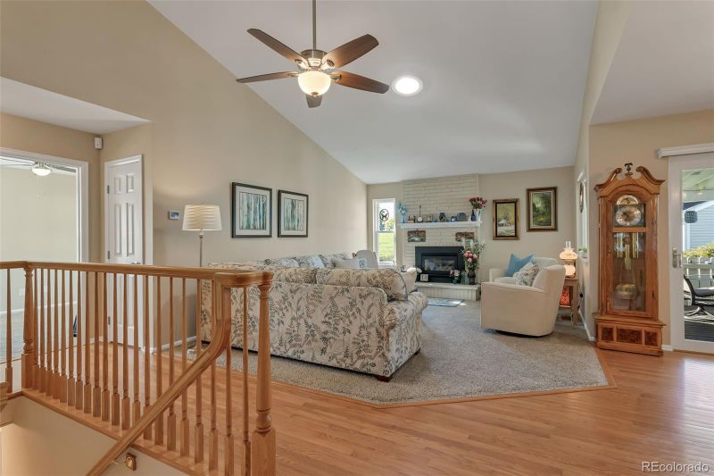 2822 S Heather Gardens Way #A, Aurora, CO 80014