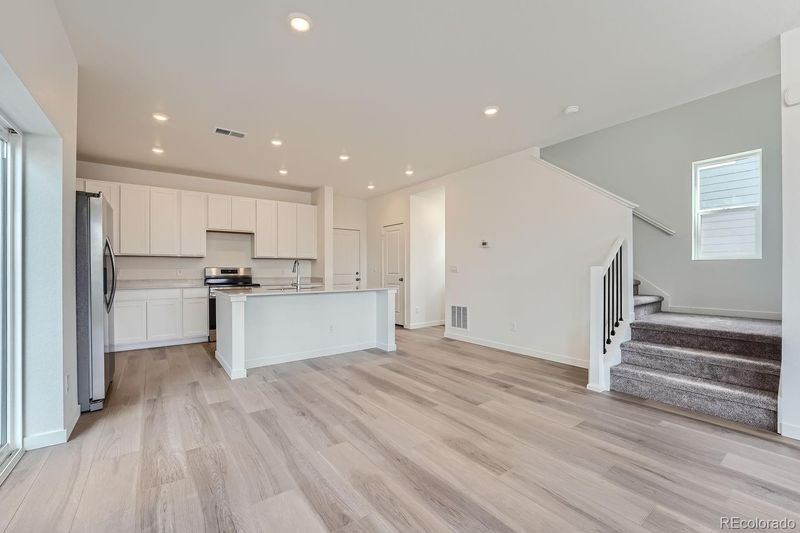 515 Bennett Ave, Bennett, CO 80102