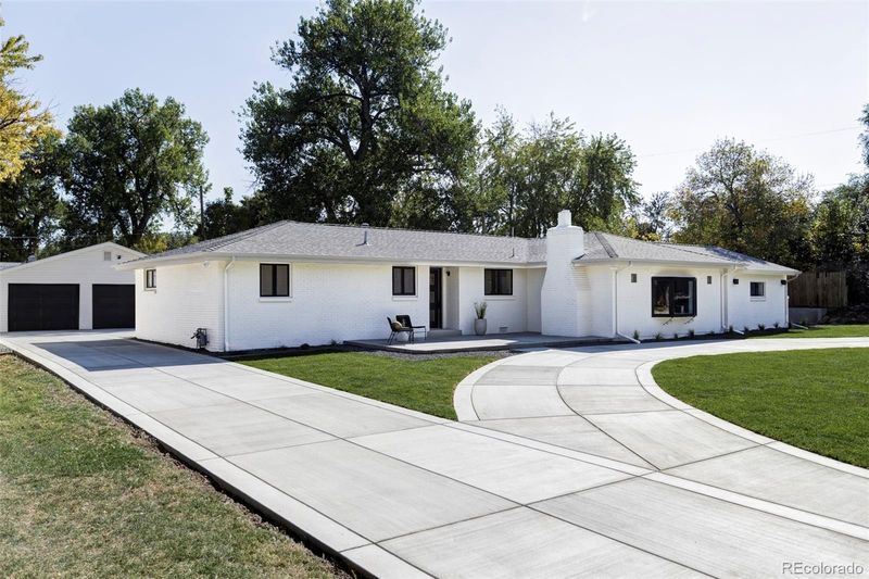 2410 Lee St, Lakewood, CO 80215