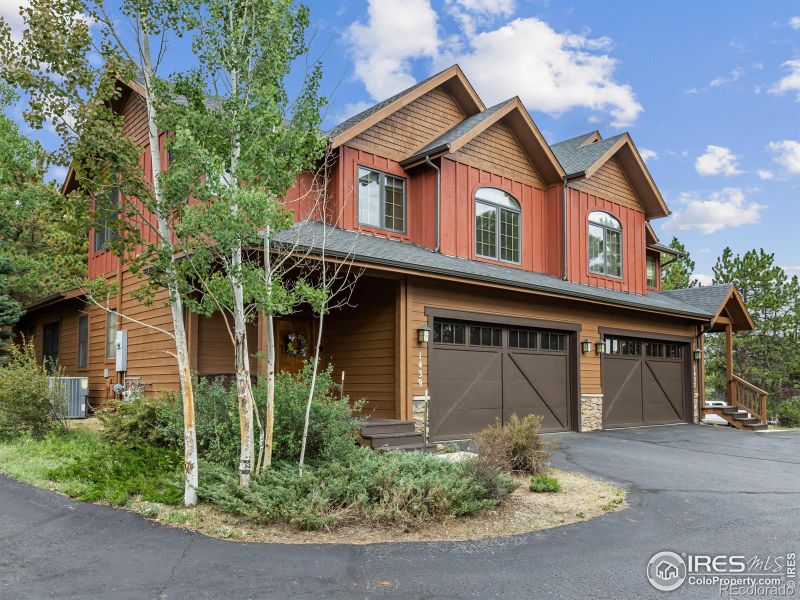 1439 S Saint Vrain Ave #2, Estes Park, CO 80517