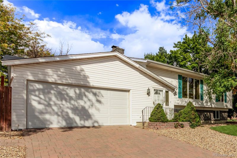 1107 E 15th Ave, Broomfield, CO 80020