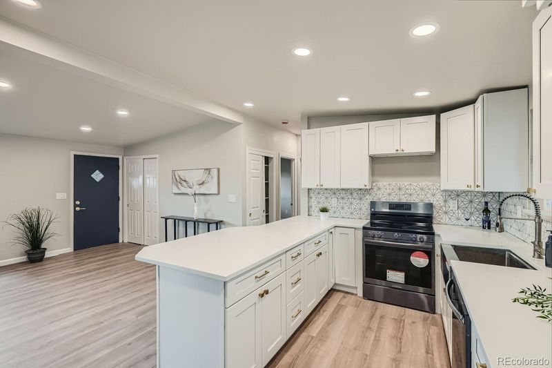 7670 Knox Ct, Westminster, CO 80030