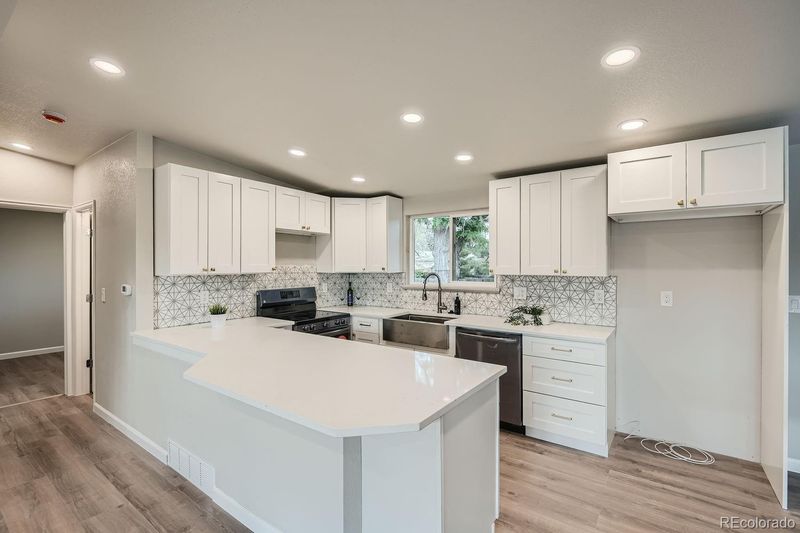 7670 Knox Ct, Westminster, CO 80030
