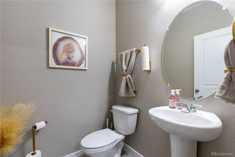 7412 E 159th Pl, Thornton, CO 80602