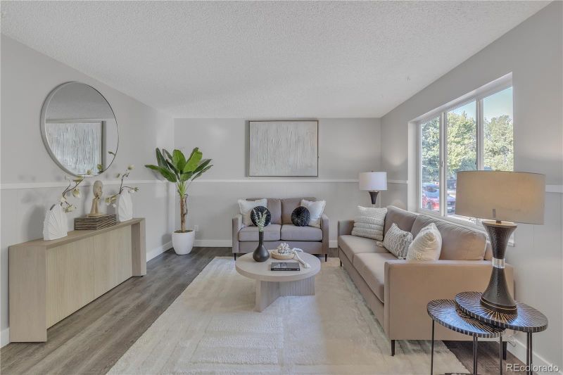 5561 Xapary Way, Denver, CO 80239