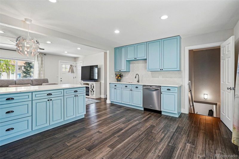 6655 S Elm Cir, Centennial, CO 80121