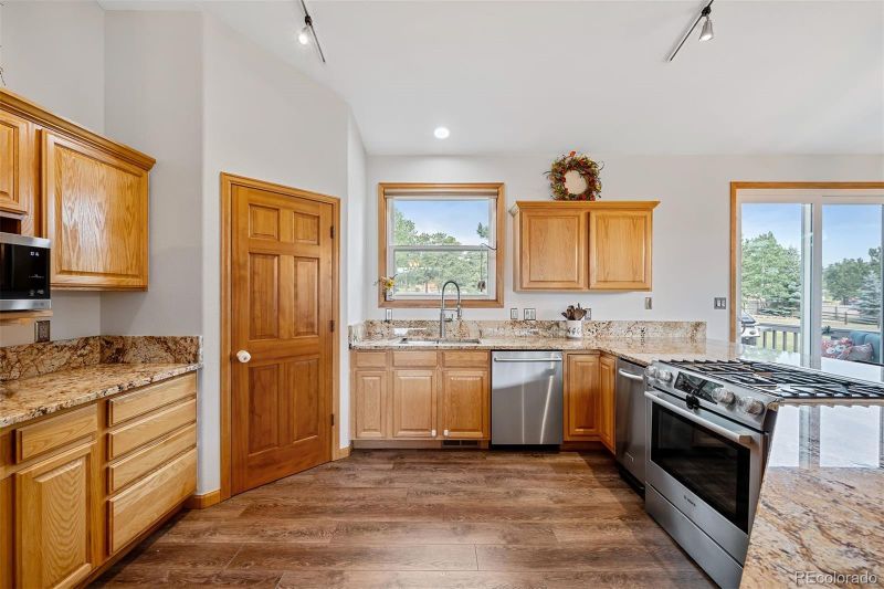 1635 Muirfield Ln, Evergreen, CO 80439
