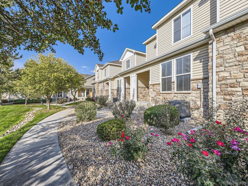 9758 Laredo St #14D, Commerce City, CO 80022