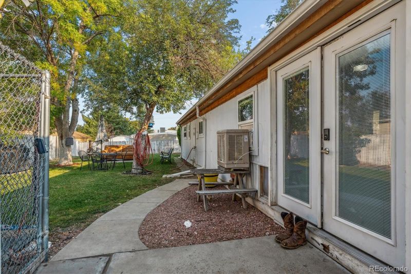 1208 Mackenzie Ct, Dacono, CO 80514