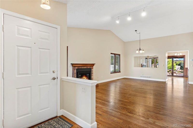 38 Shetland Ct, Highlands Ranch, CO 80130