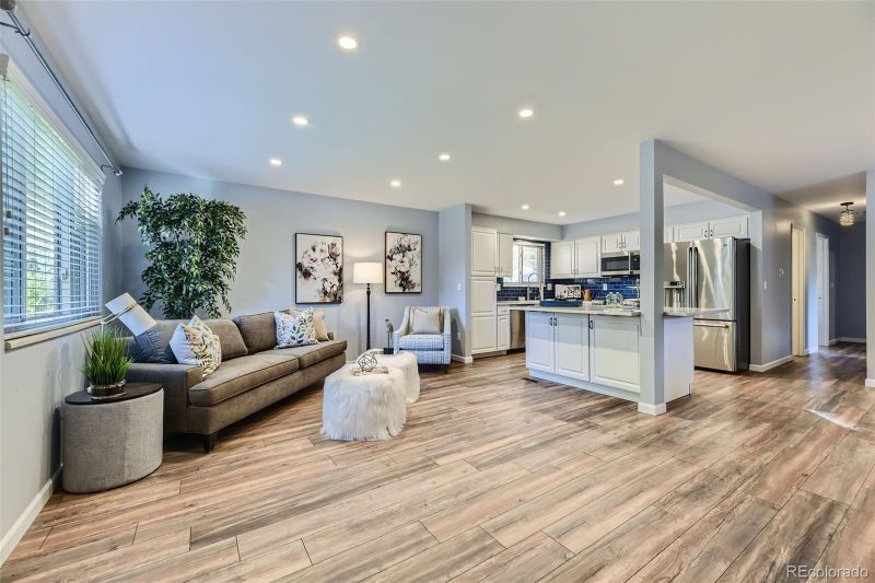7259 W Frost Dr, Littleton, CO 80128