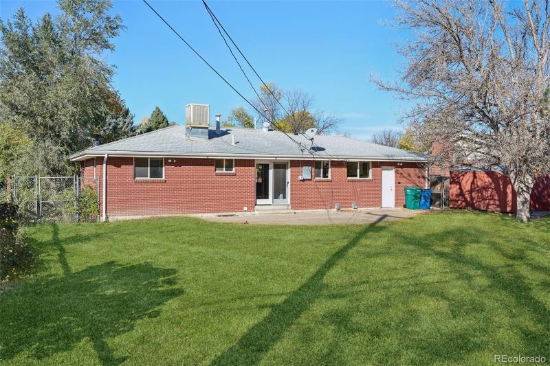 6620 S Downing St, Centennial, CO 80121