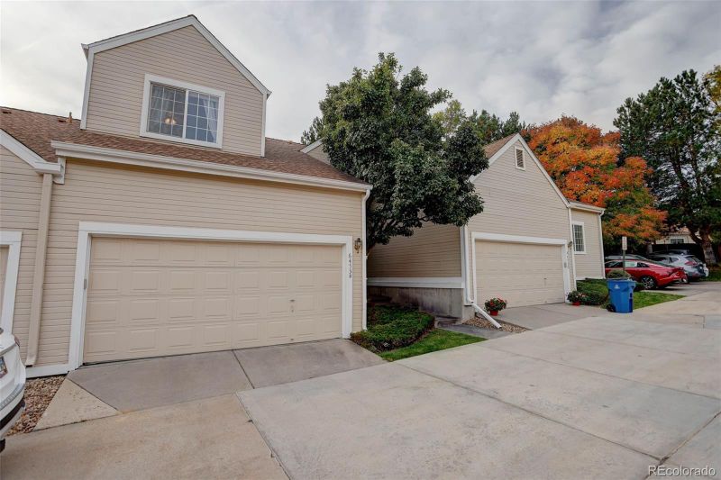 6453 Yank Ct #B, Arvada, CO 80004