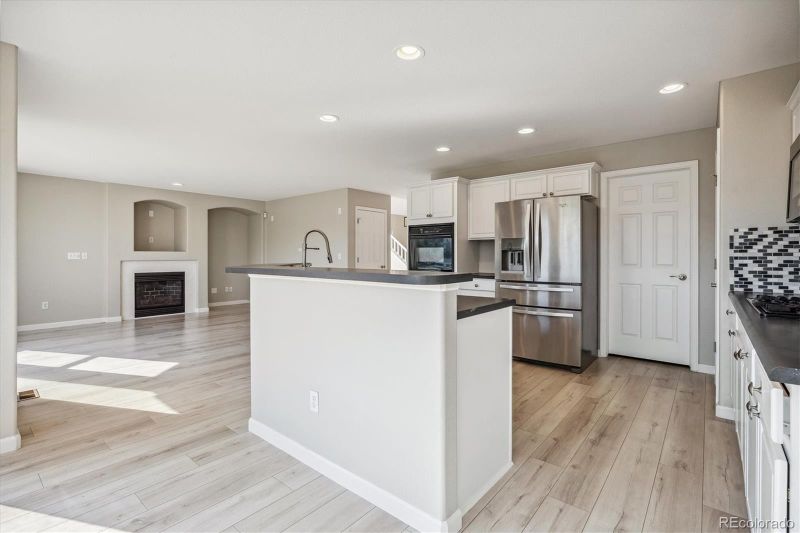 16460 Timber Cove St, Hudson, CO 80642