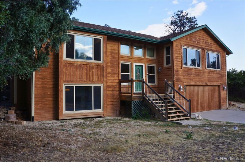 6871 Oak Valley Dr, Colorado Springs, CO 80919